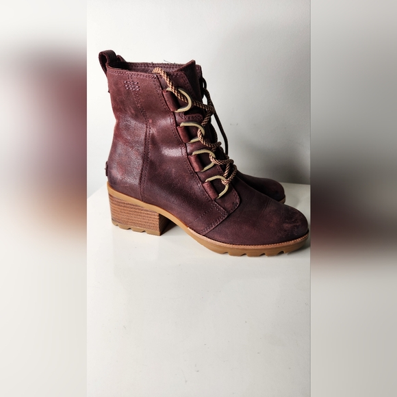 Sorel size 8 brown boots - Picture 4 of 6